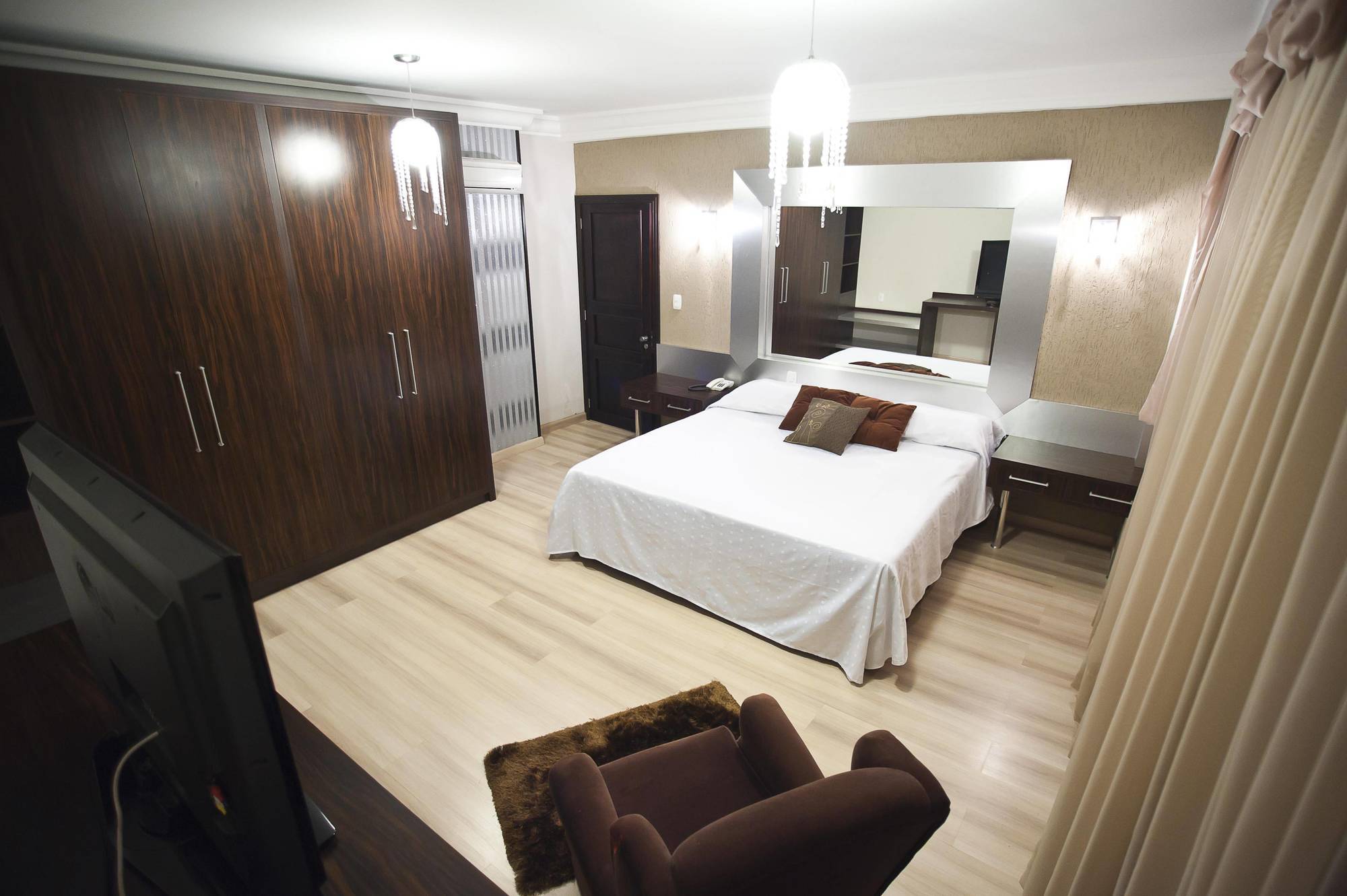 Hotel Lang Palace - Fica No Centro Da
