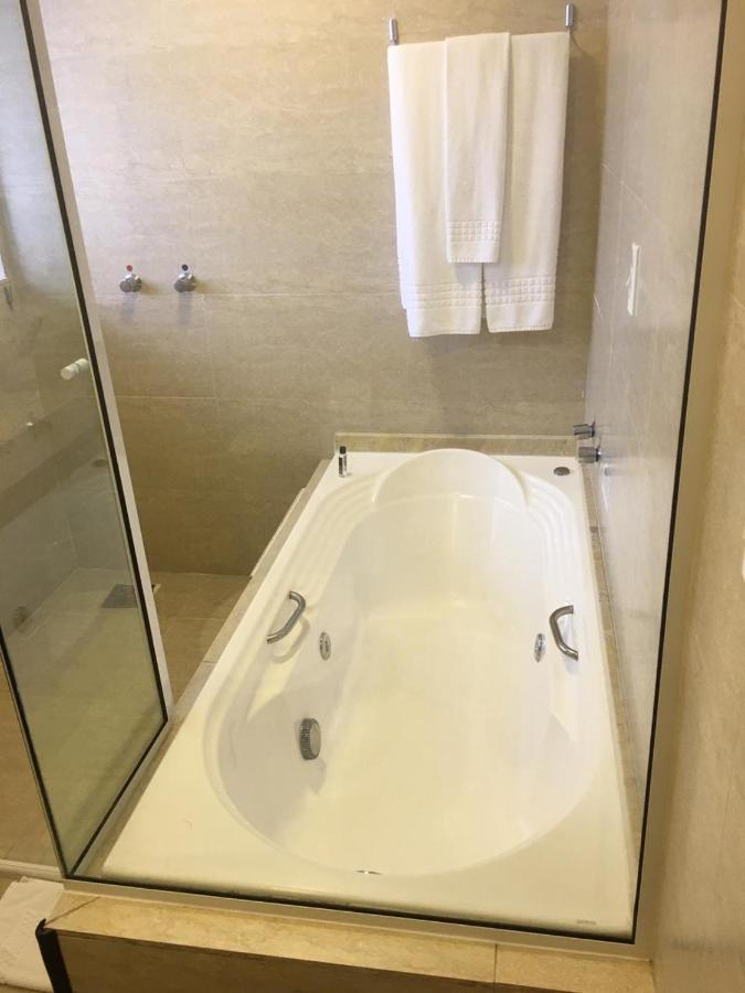 Lang Palace - Fica No Centro Da 4*